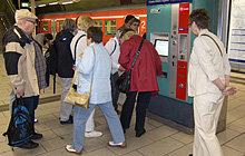  19. Offenbach-Frankfurt Stadtspaziergang 2012 (Bild: Am Fahrkartenautomat)